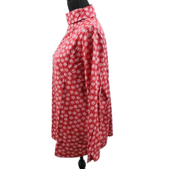 Red Snowflake Turtleneck - Picture 6 of 8